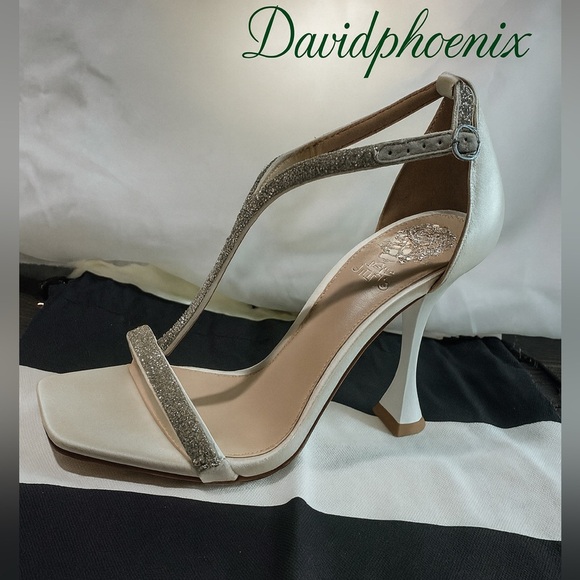 Vince Camuto Crem Heeled Sandals - Picture 4 of 8